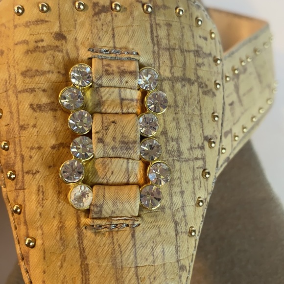 Sandals - Picture 2 of 6